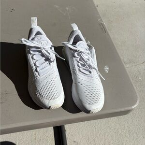 Nike Air Max 270 White Pure Platinum Women’s Size 6Y